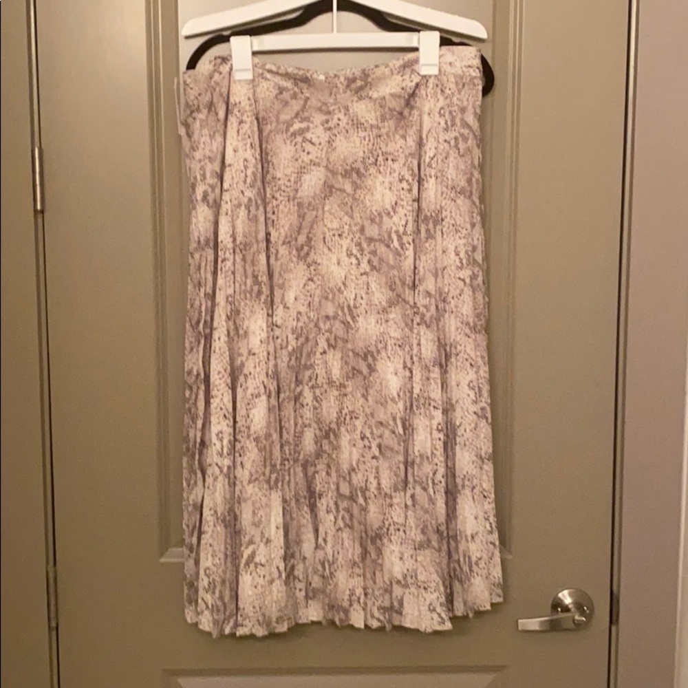 Loft Snakeprint Pleat Skirt
